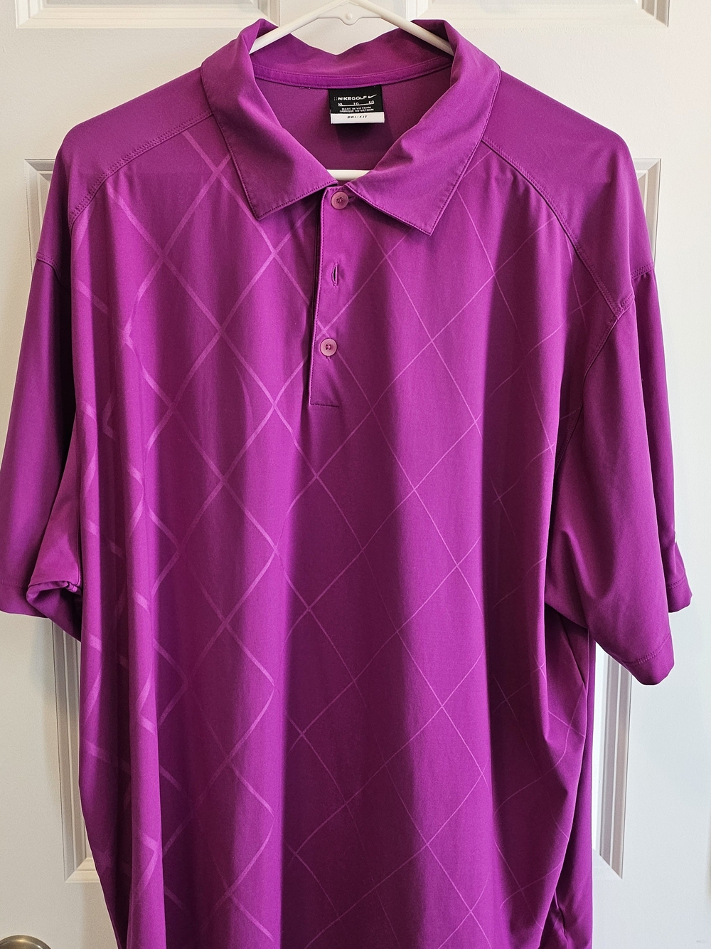 Men's Polo Shirt in Vivid Magenta - Lightweight Golf Style